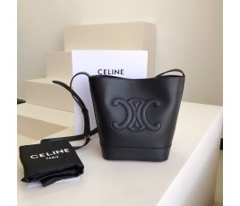 [CELINE-셀린느] 셀린느 미디엄  버킷 퀴르 트리옹프 스무스 카프스킨 블랙